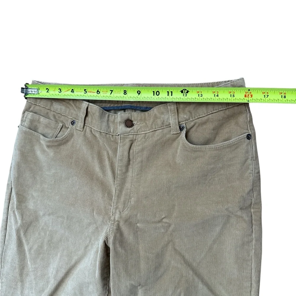 L.L. Bean Women’s Corduroy Pant’s Tan Color Size 10 PET Favorite Fit Casual - Picture 3 of 9